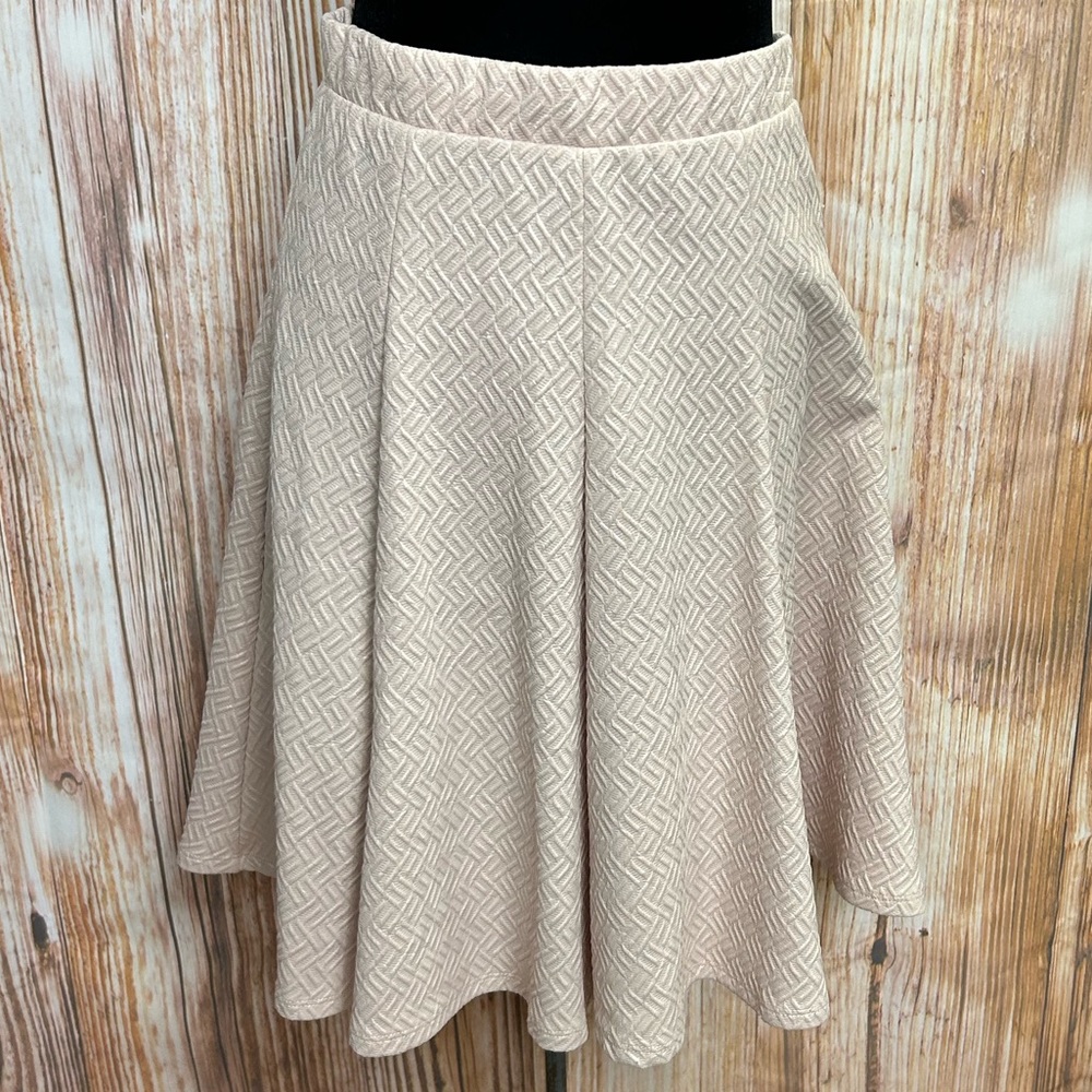 Le Lis Textured‎ Circle Skirt